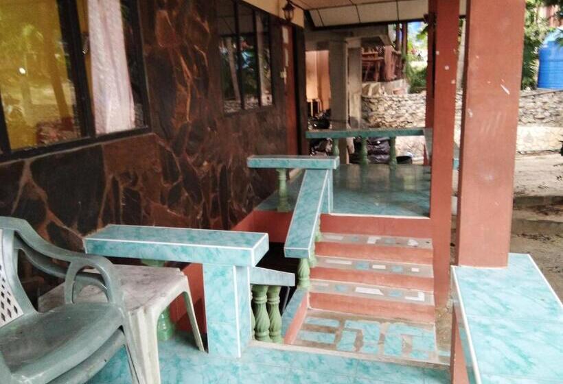 스탠다드 방갈로, Modern Resort