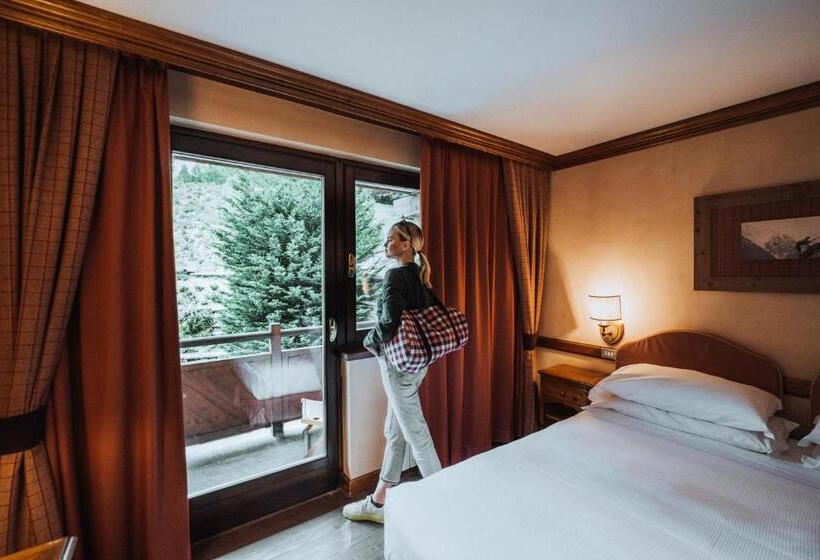 חדר סופריור, Qc Termemontebianco