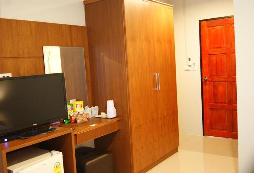 스탠다드 룸, The City House