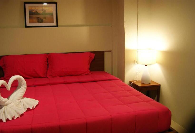 스탠다드 룸, The City House