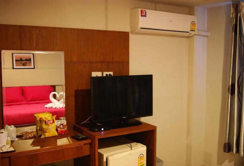 스탠다드 룸, The City House