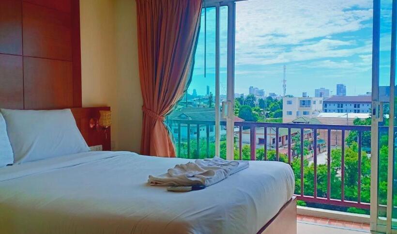 스위트, The Icon Place At Nurn Plub Wan