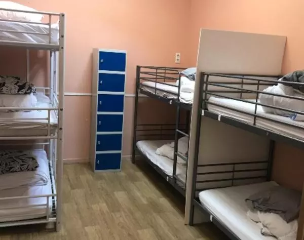 ルームシェアのワンベッド, Trendy Hostel