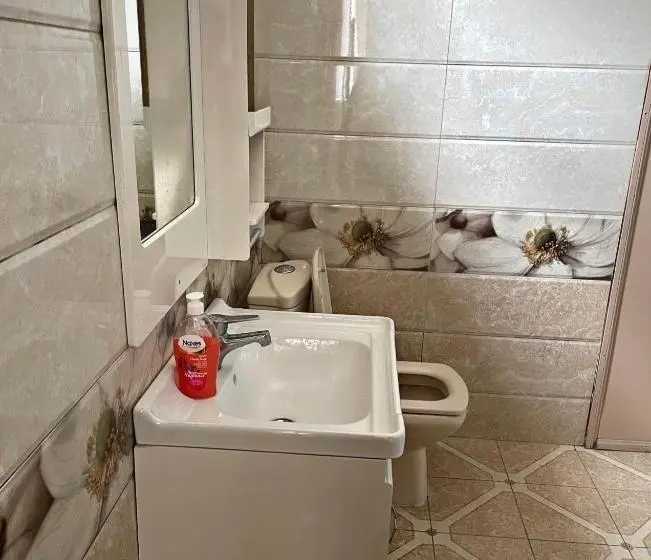 اتاق استاندارد با تخت بزرگ, Riambel Paradise Inn Private Apartment
