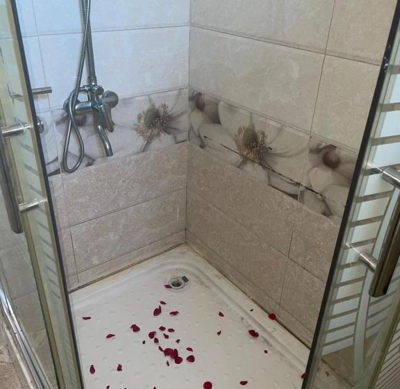 اتاق استاندارد با تخت بزرگ, Riambel Paradise Inn Private Apartment