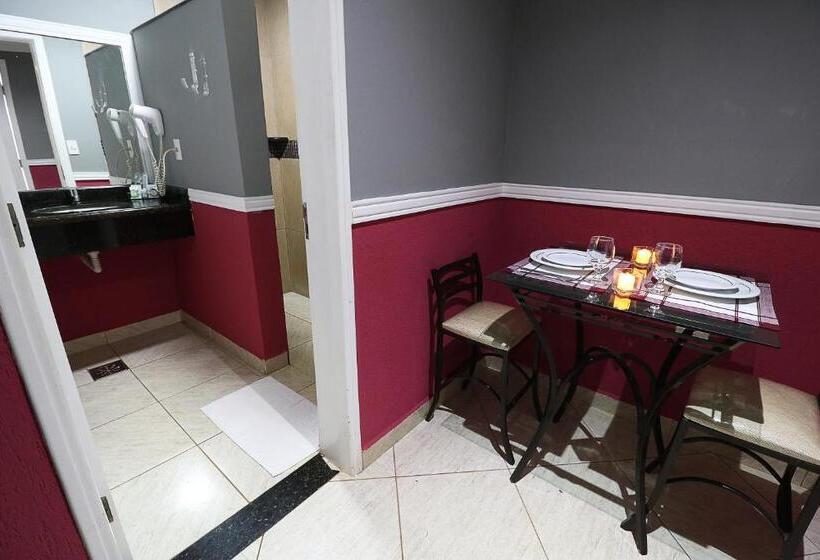 سوییت اجرایی, Exótico Prime Motel