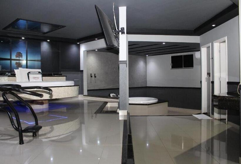 سوئیت با وان آب گرم, Exótico Prime Motel