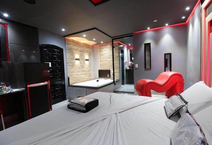 سوئیت با وان آب گرم, Exótico Prime Motel