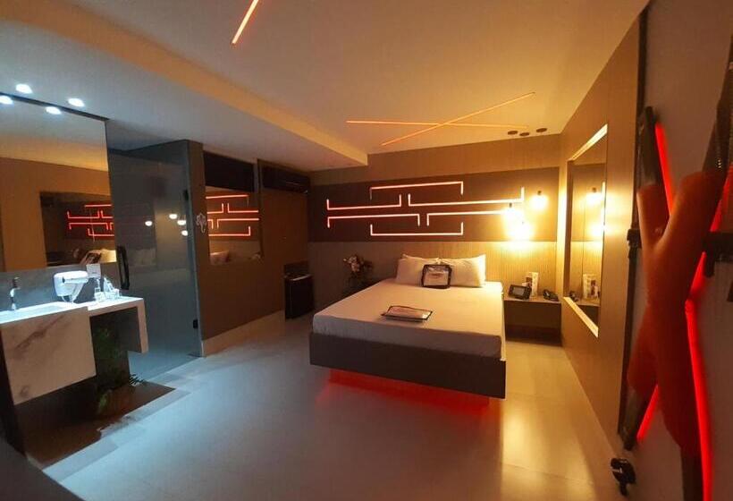 سوییت لوکس, Exótico Prime Motel