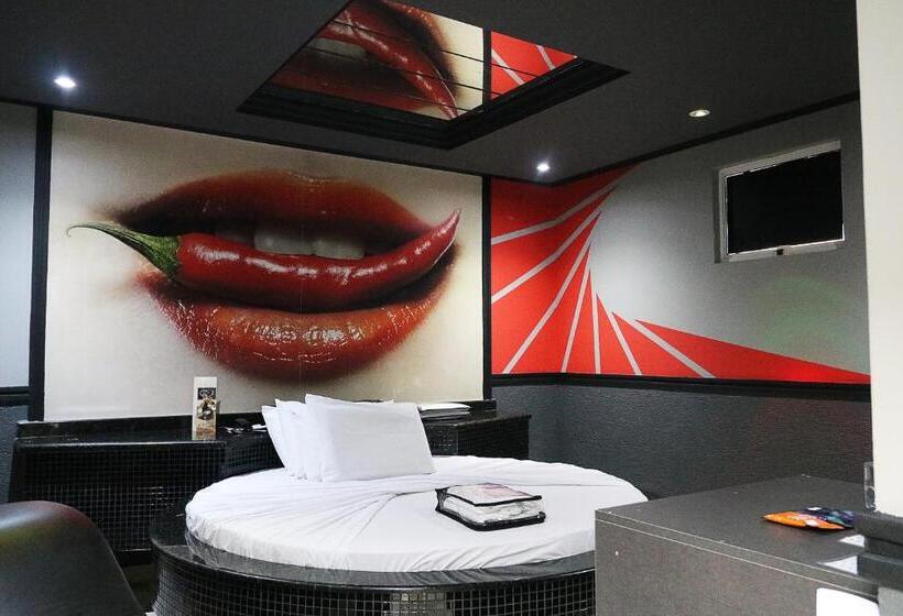 سوییت با استخر, Exótico Prime Motel