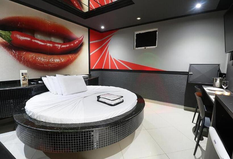 سوییت با استخر, Exótico Prime Motel