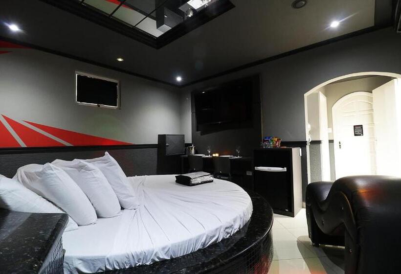 سوییت با استخر, Exótico Prime Motel