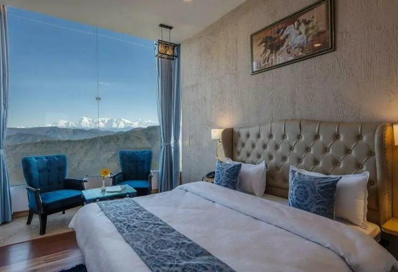 キングサイズベッドのスタンダードルーム, Binsar Eco Resort, Binsar   Uttarakhand