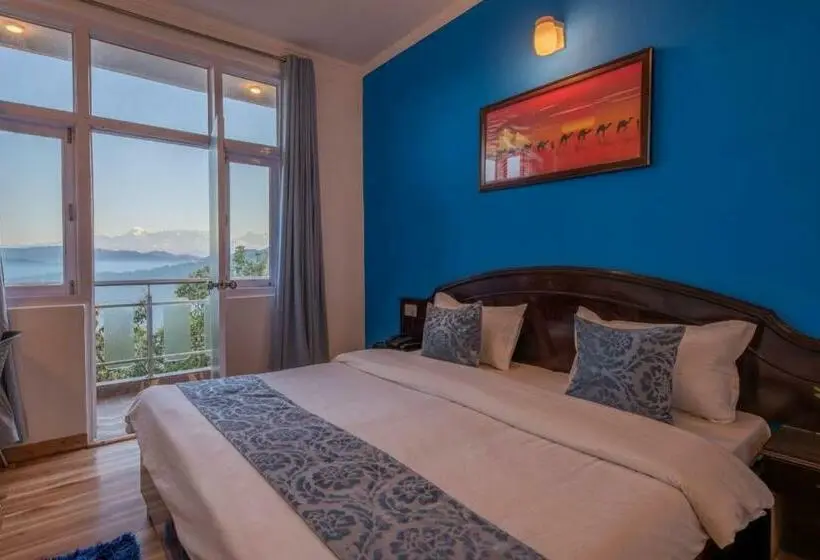 キングサイズベッドのスタンダードルーム, Binsar Eco Resort, Binsar   Uttarakhand