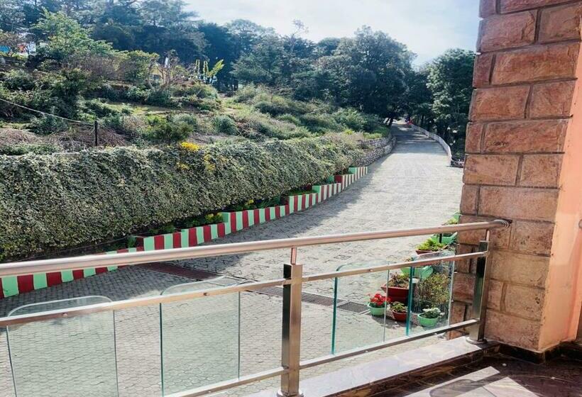 이코노미 룸, Binsar Eco Resort, Binsar   Uttarakhand