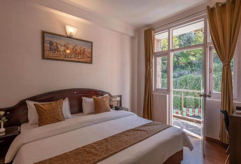 Номер Economy, Binsar Eco Resort, Binsar Uttarakhand