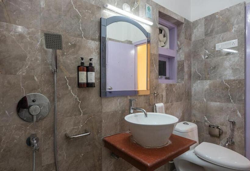 Люкс 2 Спальни, Binsar Eco Resort, Binsar Uttarakhand