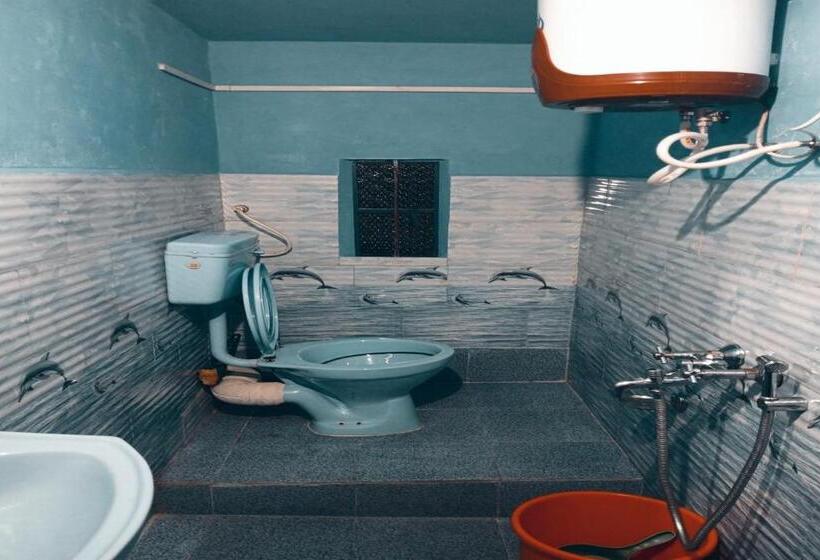 Трехместный Номер Классика, Oyo Home Hamipaleenza Homestay