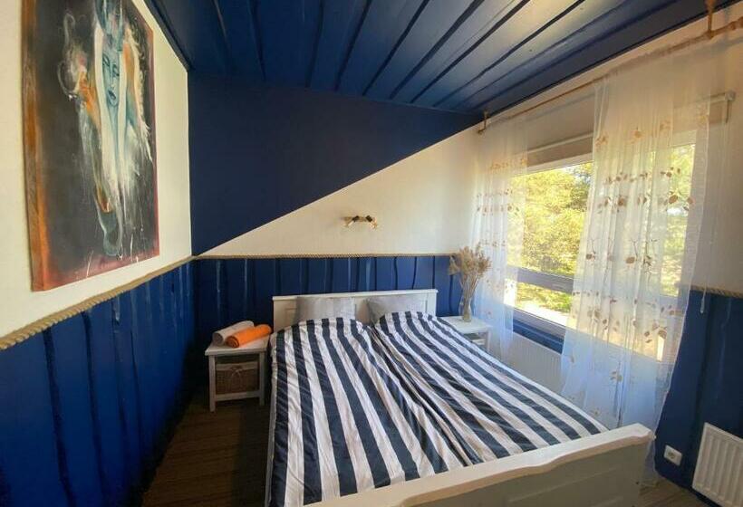 اتاق استاندارد با چشم‌انداز دریا, Vergi Sadam & Restoran Wirkes