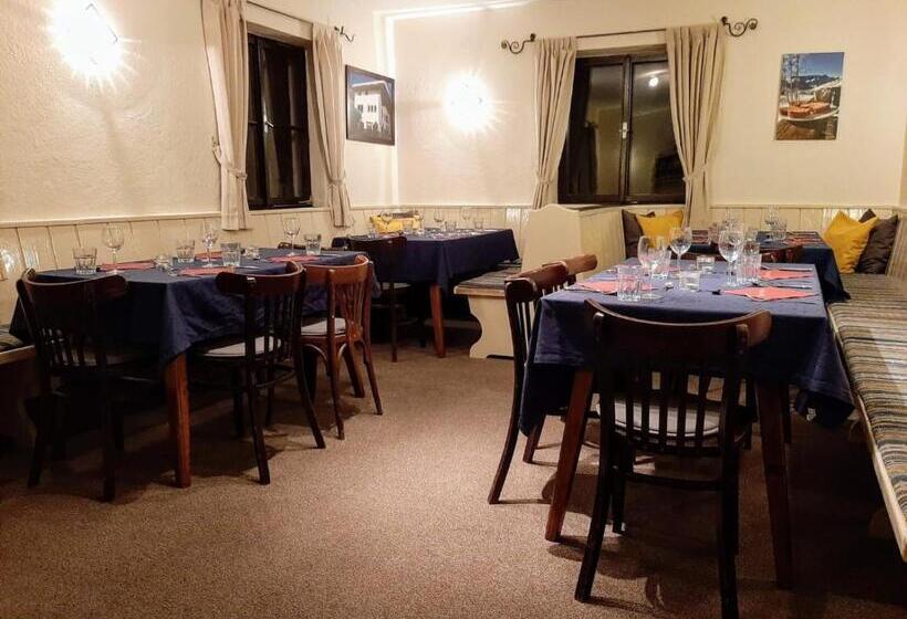 침실 1개 주택, Chalet Räterhof