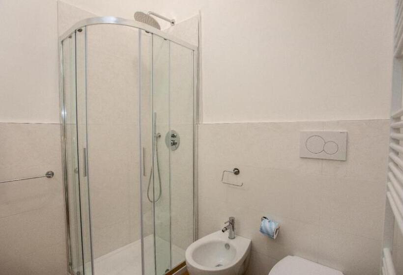 غرفة قياسية ثلاثية, Tenuta Bardi