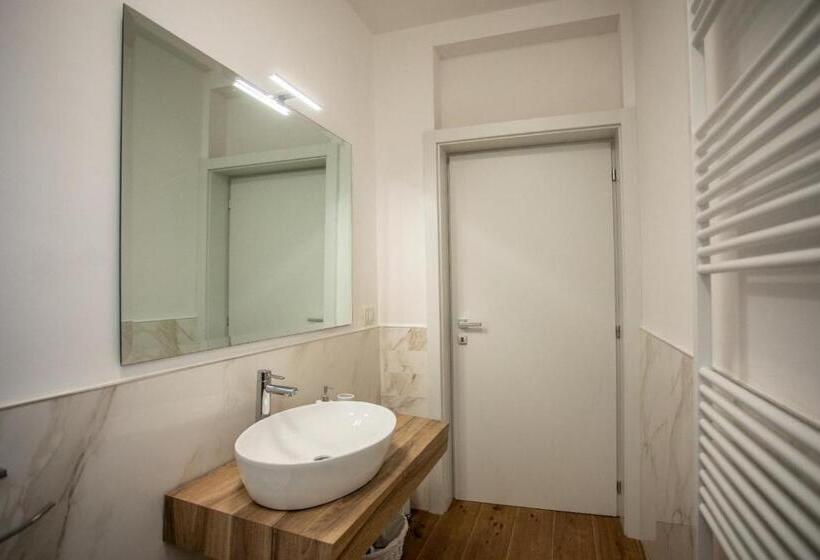 חדר סטנדרט לשלושה, Tenuta Bardi