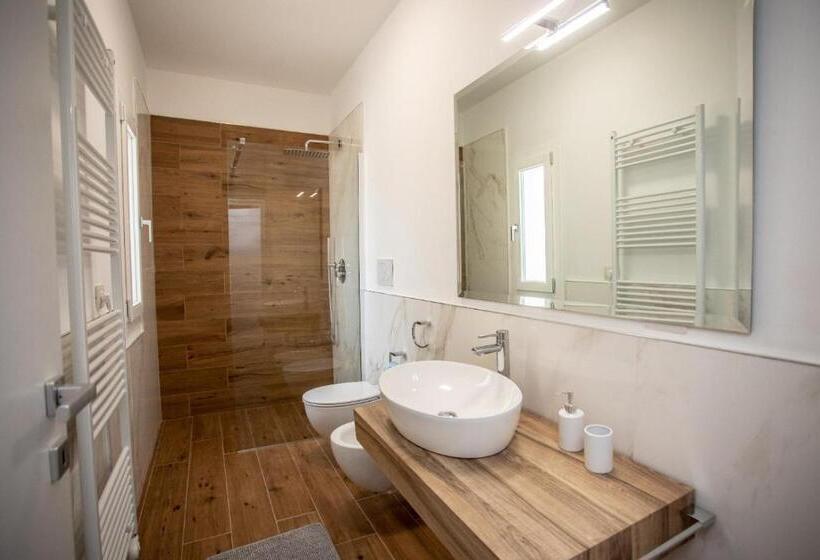 غرفة قياسية ثلاثية, Tenuta Bardi