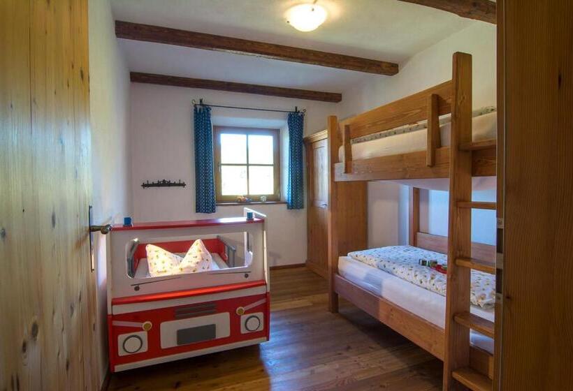 침실 1개 발코니 아파트, Brüglhuberhof