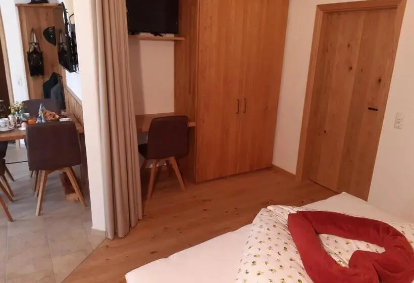 １ベッドルームアパートメント, Brüglhuberhof