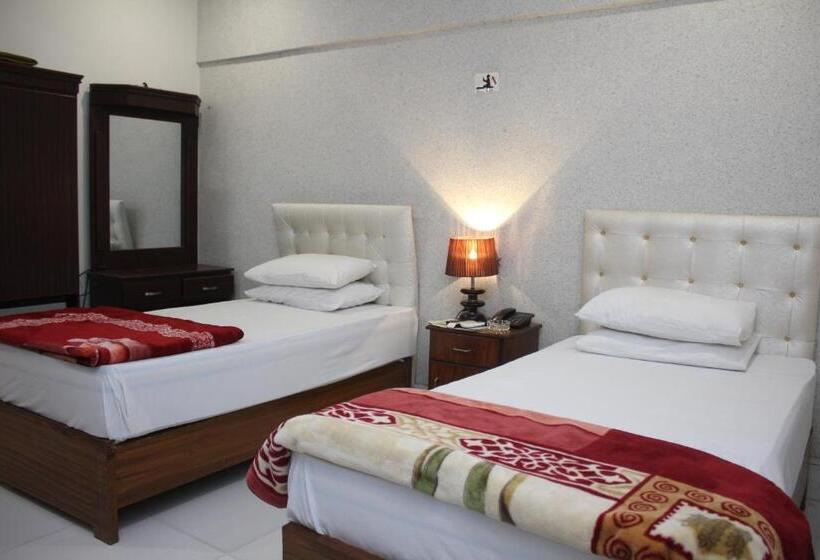 اتاق استاندارد با چشم‌انداز باغ, Pakistan Club Inn