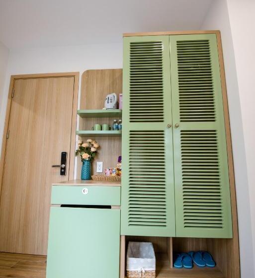 اتاق استاندارد با تخت بزرگ, The View