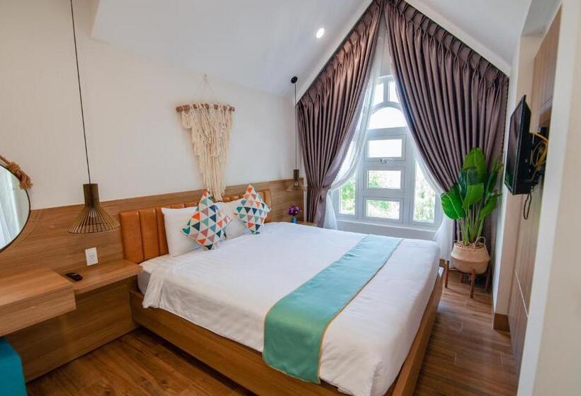 اتاق استاندارد با تخت بزرگ, The View