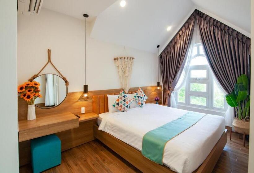 ویلای 1 خوابه, The View