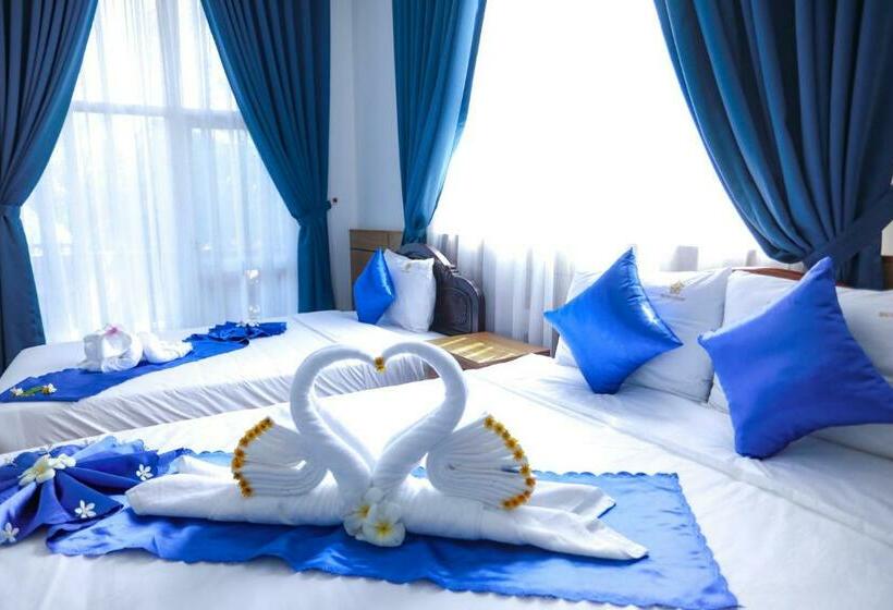 اتاق لوکس سه تخته, Kega Lighthouse Resort Bình Thuận