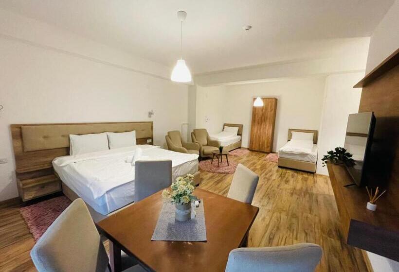 آپارتمان 1 خوابه با تراس, Fuk Tak Apartmani&restoran