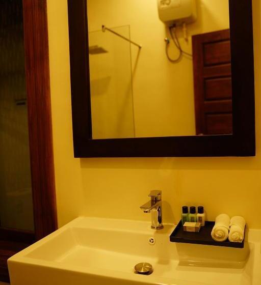 Семейный Номер Вид на Море, Village Hotel Northern Point