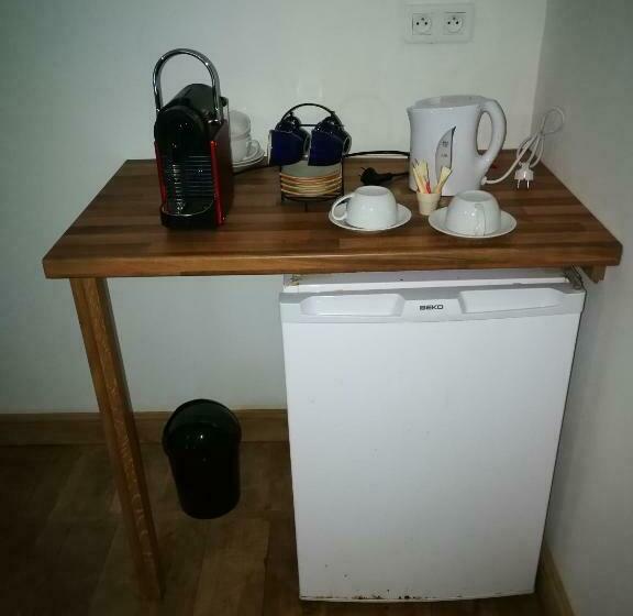 Family Suite, Bachellerie