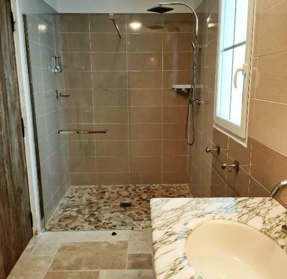 스탠다드 룸 킹사이즈 침대, Le Clos Bel Ami