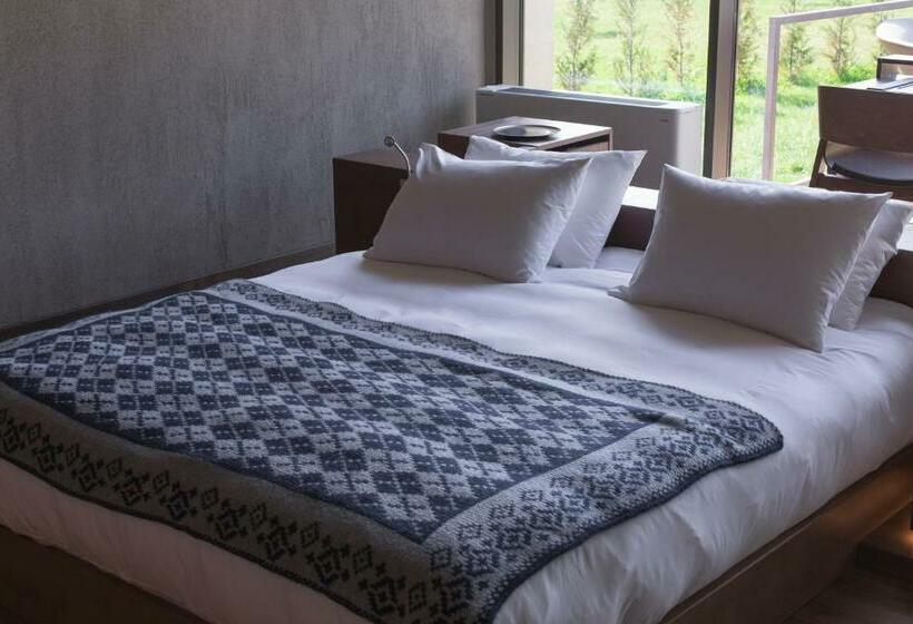 اتاق استاندارد با تخت بزرگ, Castel Mimi Wine Resort