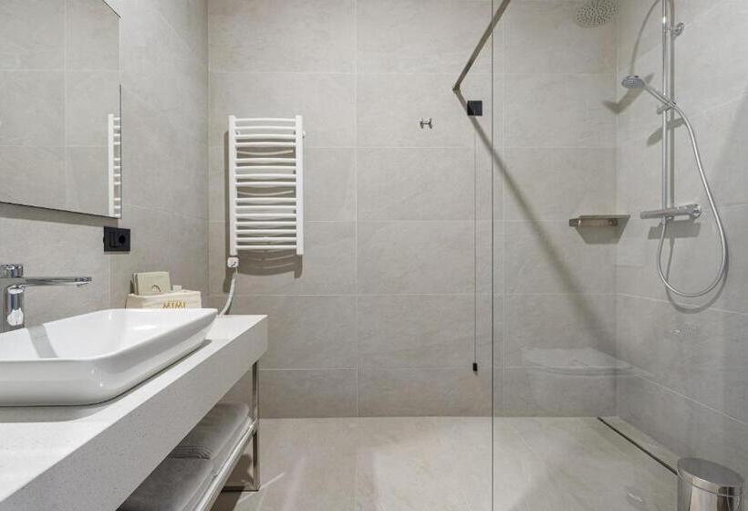 اتاق استاندارد, Castel Mimi Wine Resort