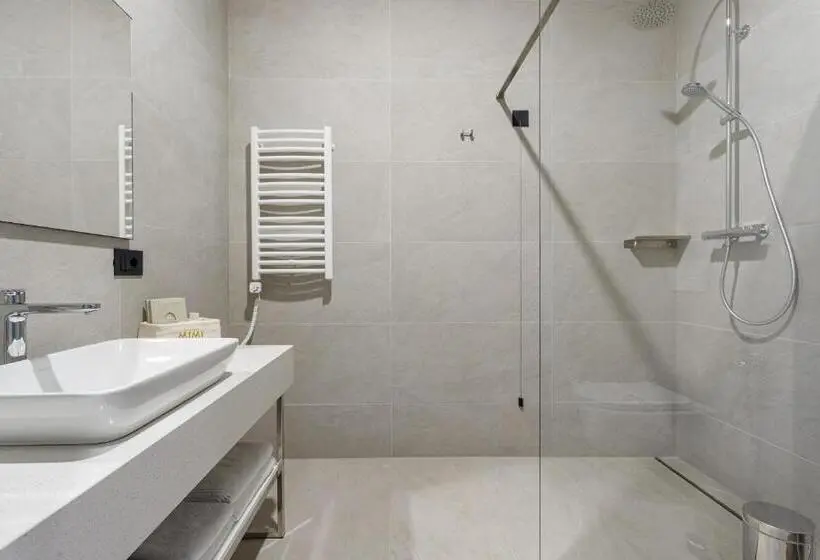 اتاق استاندارد, Castel Mimi Wine Resort