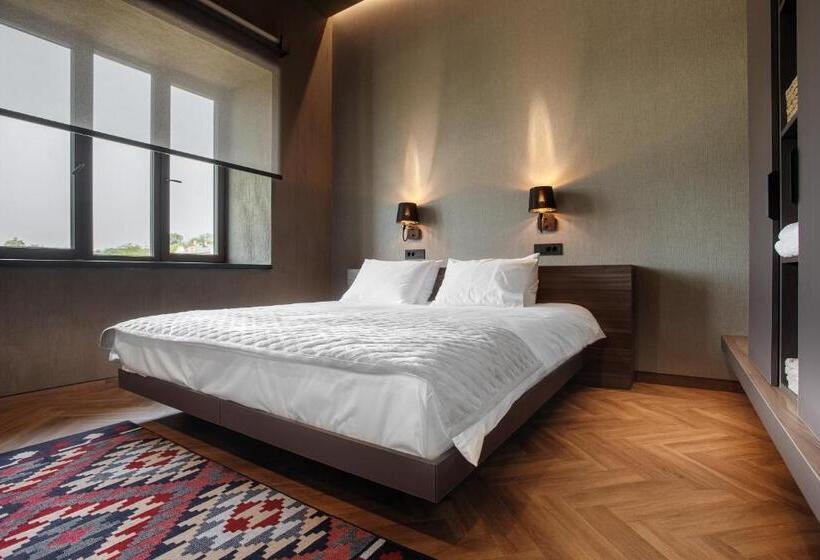 اتاق سوپریور با تخت بزرگ, Castel Mimi Wine Resort