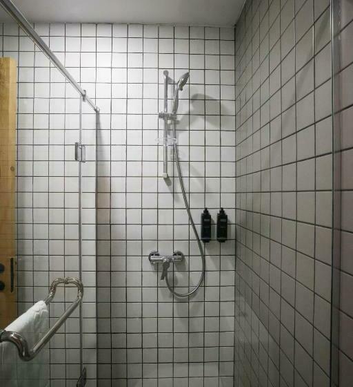 اتاق استاندارد, Ethno Sazano