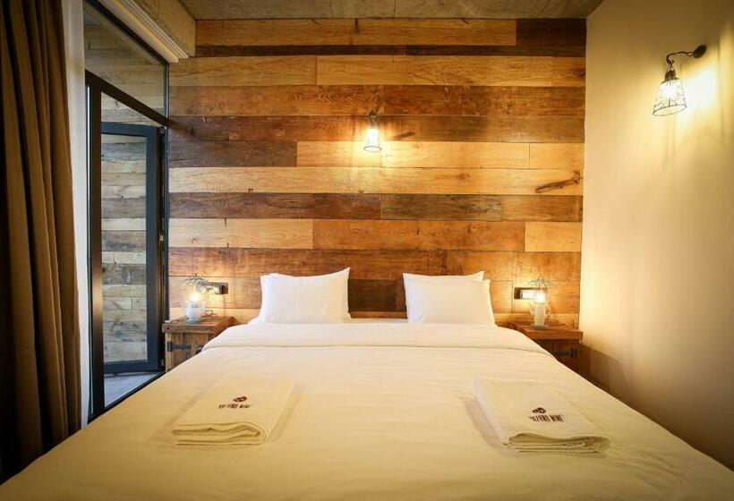 اتاق استاندارد, Ethno Sazano