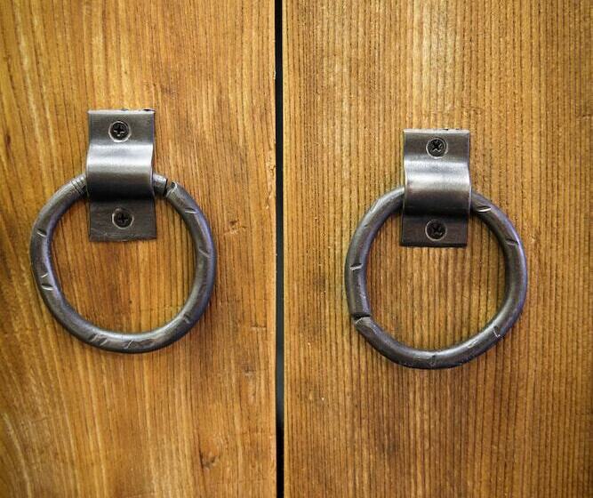 اتاق استاندارد, Ethno Sazano