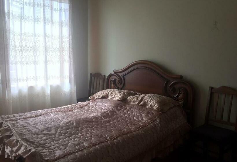اتاق استاندارد با چشم‌انداز باغ, Guesthouse Georgia Sagarejo