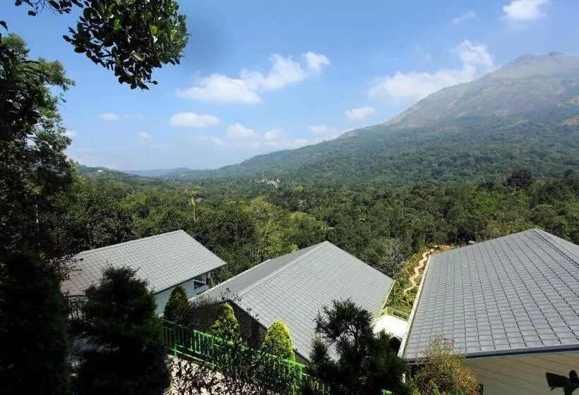 キングサイズベッドのスタンダードルーム, Blossom Hill Munnar