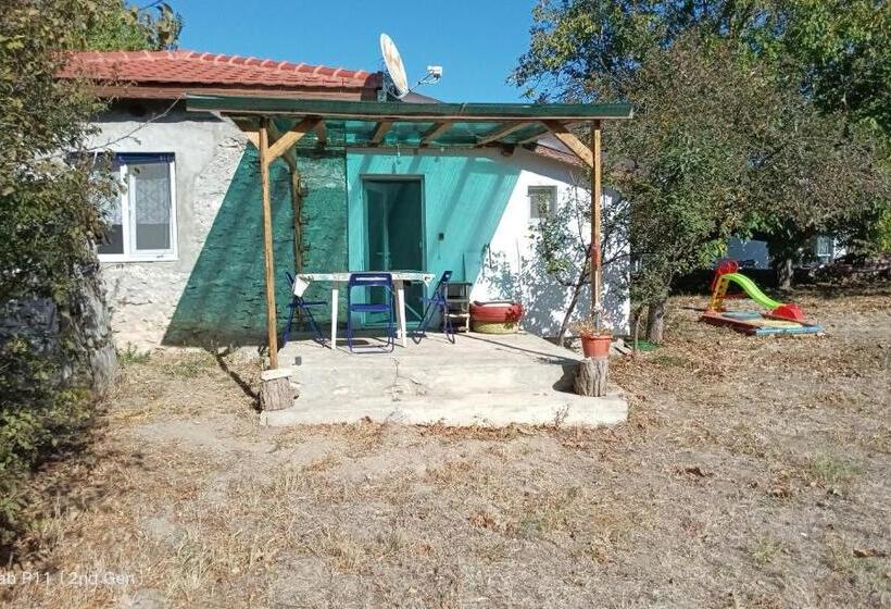 デラックススタジオ, Granichar 2 Boats