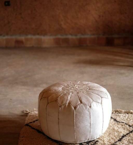 جناح مزوَّد بشرفة, Kasbah Aitisfoul