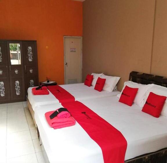 패밀리 룸, My Place Guest House Manado